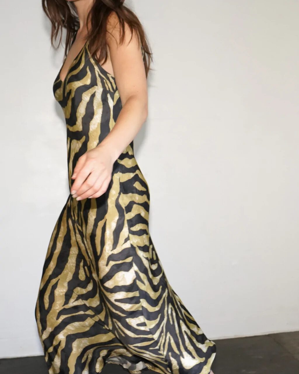 Silky V Dress- Leopard