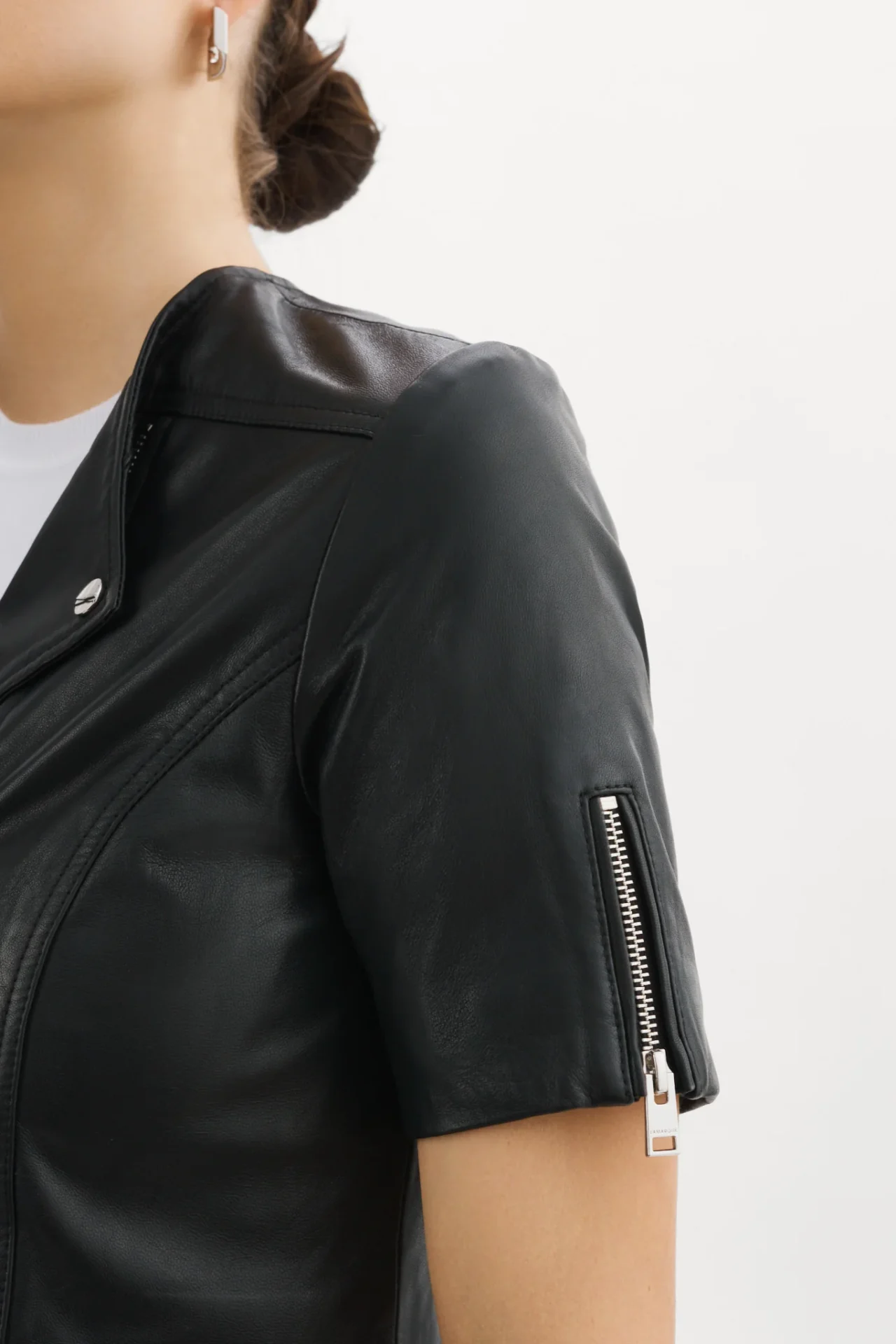 KIRSI | CROPPED BIKER JACKET